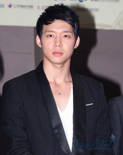 Yoochun-jyj