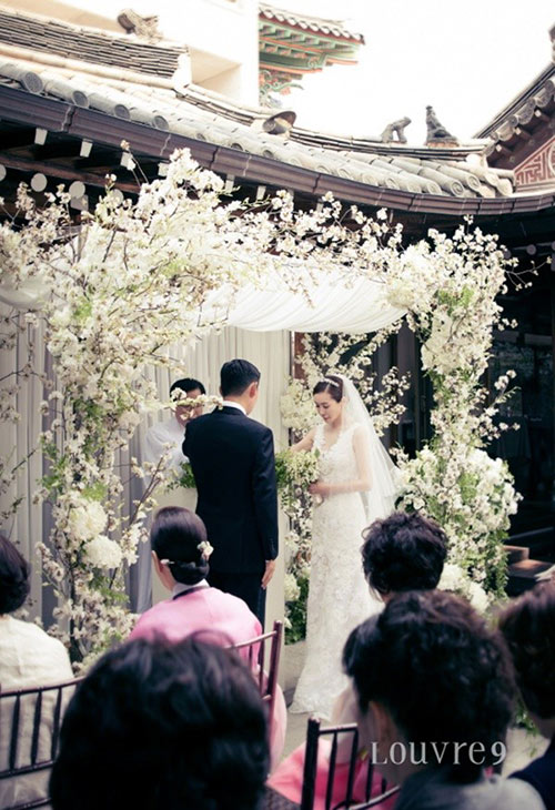 Lộ ảnh cưới 