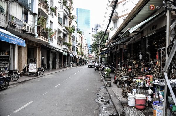 Chuyện về con phố thời gian lưu giữ những gì còn sót lại của Sài Gòn suốt hơn 30 năm - Ảnh 1.