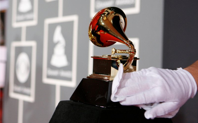  Lễ trao giải Grammy lần thứ 58 đang diễn ra tại Los Angeles, Mỹ, ngày 16/2 (giờ Việt Nam). 