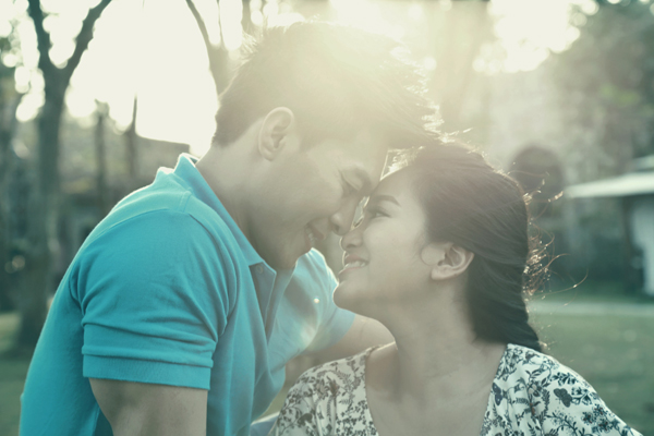 mc-hong-phuong-say-dam-ben-chong-sap-cuoi-1