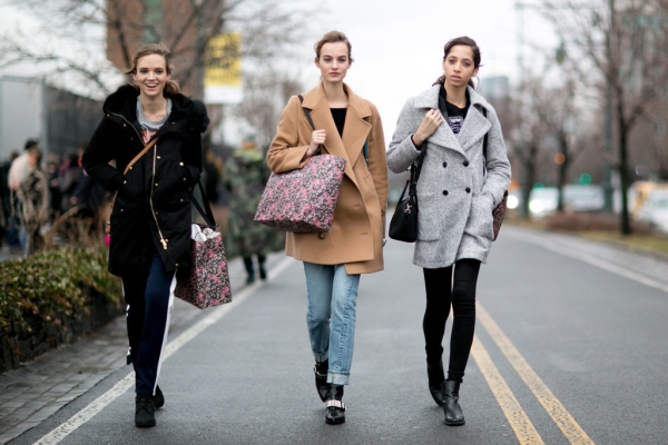 It May Be Cold, but That Doesn't Stop the Supermodels' Amazing Street Style