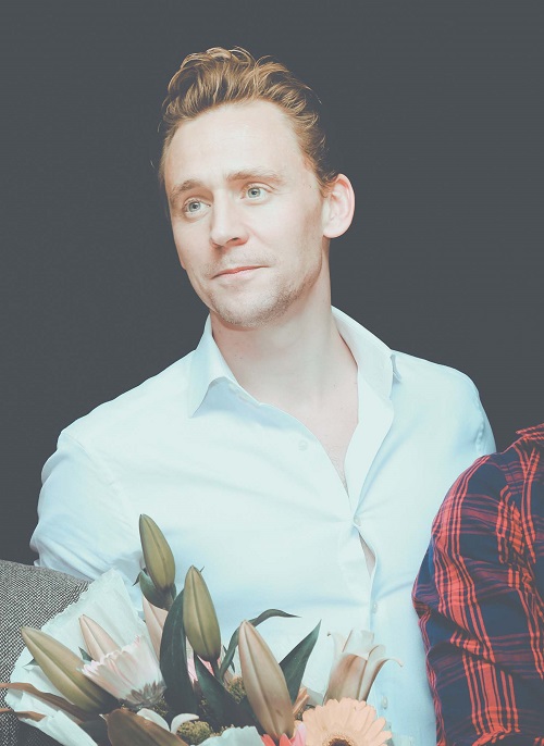 &#34;Loki&#34; Tom Hiddleston: &#34;Tôi từng mơ ước đến Việt Nam&#34; - 2