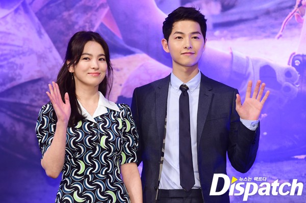 Song Joong Ki hôn đàn chị Song Hye Kyo mùi mẫn, lạnh lùng với hươu Lee Kwang Soo - Ảnh 25.