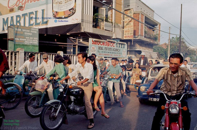   Đường Lê Văn Duyệt, nay là Cách Mạng Tháng 8 - Sài Gòn 1970  