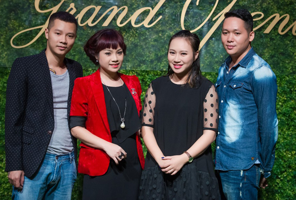 ngoc-khue-da-ly-hon-va-dang-yeu-trai-tre-1