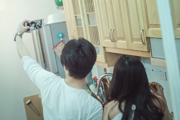 Bộ ảnh chăm vợ bầu siêu đáng yêu của hot boy đẹp trai nhiều đứa yêu - Ảnh 5.