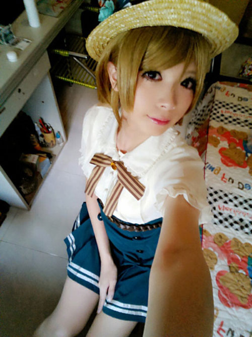 loat anh thay giao cosplay thanh nu sinh gay 'soc' - 4
