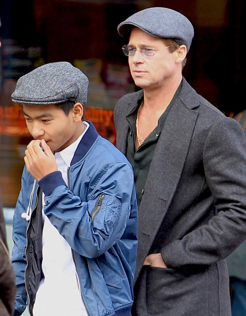 brad-pitt-lich-lam-tren-duong-pho-london-cung-cac-con