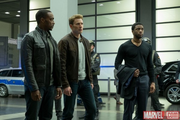 Captain America: Civil War được khen ngợi hết lời từ buổi chiếu thử - Ảnh 5.