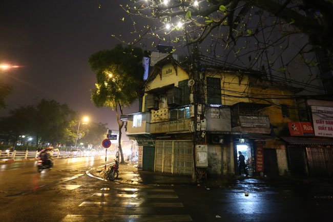 Hà Nội đẹp lãng mạn trong mưa bụi tháng Giêng