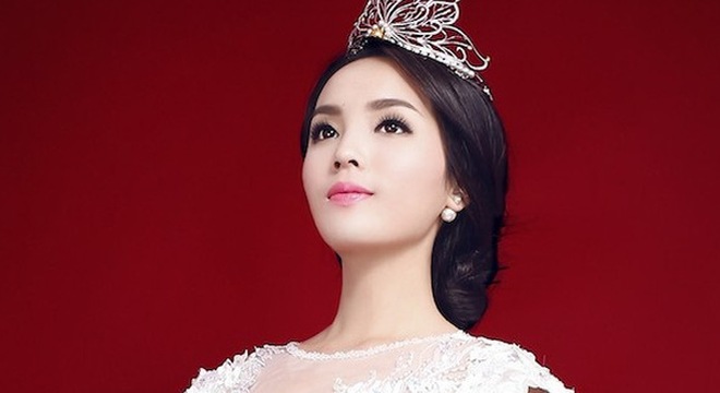 Vương miện: Hoa hậu khổ quá, năm nay sợ không ai thi!