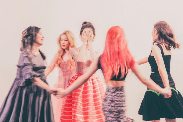 Fan Red Velvet lo sốt vó vì sợ không đọ nổi với Hậu Duệ Mặt Trời - Ảnh 3.
