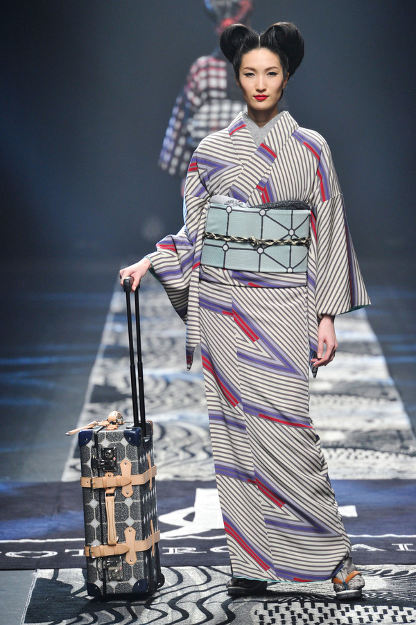 Mê mệt với những soái ca mặc kimono tại Tuần lễ thời trang Tokyo - Ảnh 17.