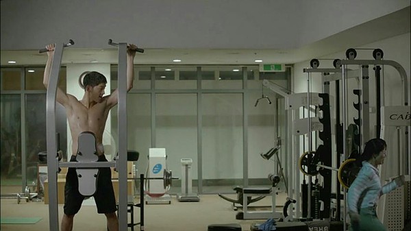 Đau bụng với loạt ảnh chế Song Hye Kyo và Lee Kwang Soo trong “Hậu Duệ Mặt Trời” - Ảnh 7.