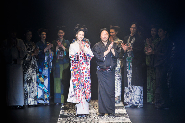 Mê mệt với những soái ca mặc kimono tại Tuần lễ thời trang Tokyo - Ảnh 23.