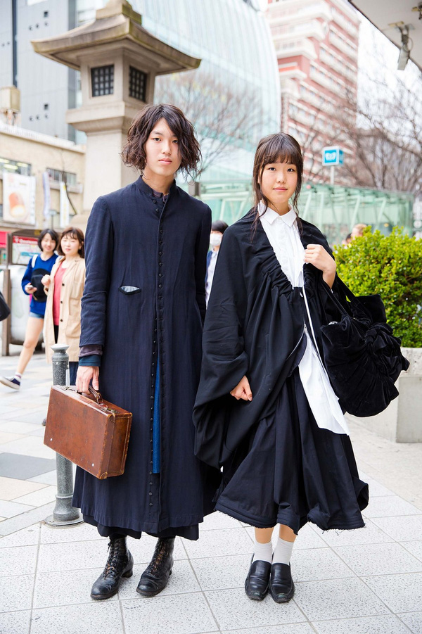 Street style Tuần lễ thời trang Tokyo: Con gái càng quái, con trai càng cool - Ảnh 29.