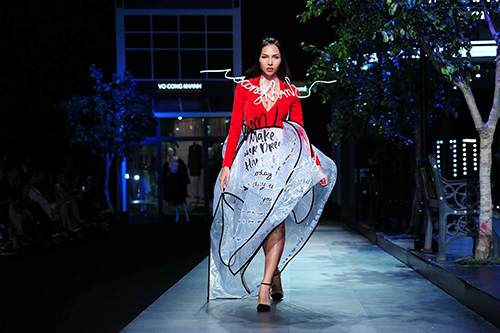 thuong thuc "5 trai ngot" cua the fashion show - 3