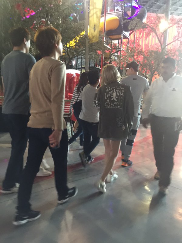 Rò rỉ hình ảnh Taeyeon (SNSD) hẹn hò cùng Kyuhyun (Super Junior) tại khu vui chơi