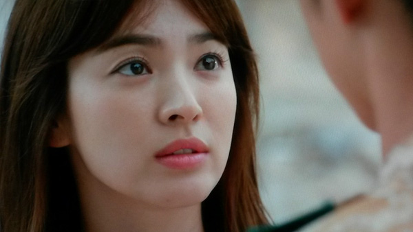 Sau biến cố Song Hye Kyo nghẹn ngào chia tay Song Joong Ki