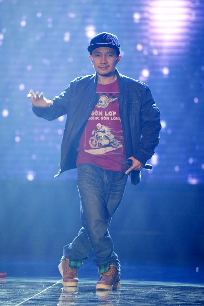 Tien Dat tung MV moi sau bien co tinh cam hinh anh 1