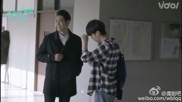 Chiêm ngưỡng nụ hôn “gây sốt” của hai chàng trai trong phim chiếu mạng Đài Loan - Ảnh 11.