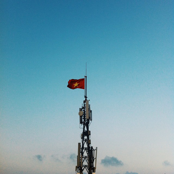 Núi Bài Thơ  điểm check in mới ở Hạ Long