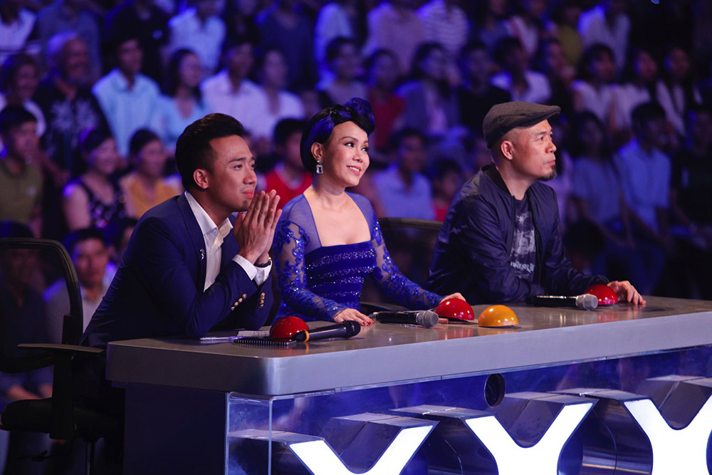 Trấn Thành ‘vạ miệng’ trên sóng truyền hình trực tiếp 'Vietnam’s Got Talent' - ảnh 1