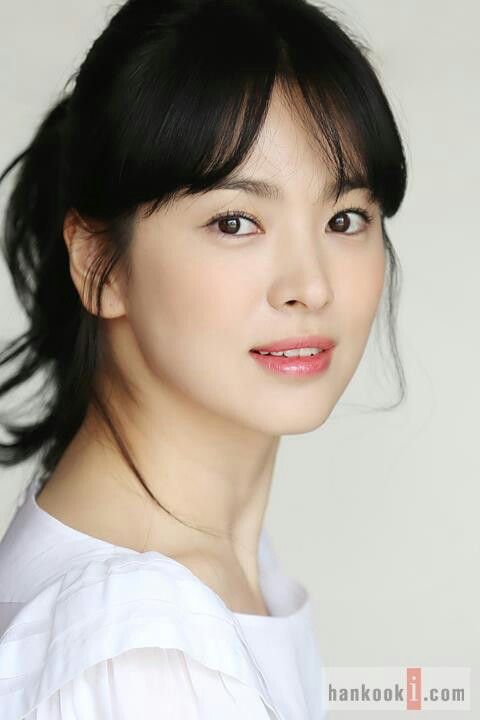 Tóc mái lưa thưa Song Hye Kyo