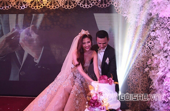 Cận cảnh bộ váy cưới 250 triệu của vợ Lương Thế Thành 4
