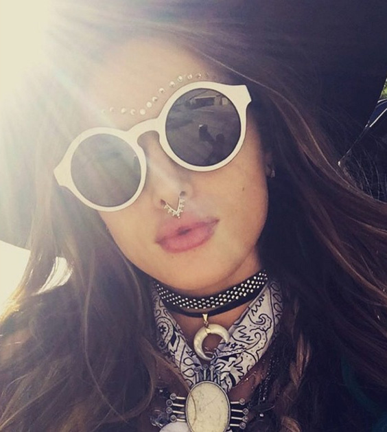 Taylor Swift, Kendall - Kylie Jenner cùng loạt sao trẻ đọ độ chất ở Coachella 2016 - Ảnh 16.