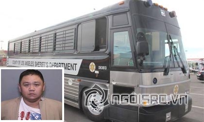 Minh Béo được áp giải bằng xe bus đến buổi luận tội