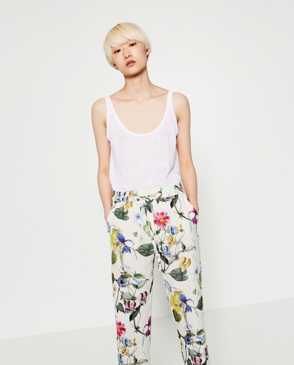 Image 2 of FLORAL PRINT TROUSERS from Zara