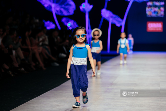 VIFW 2016 ngày 2: Khi mẫu U70, mẫu nhí lẫn bà bầu đổ bộ sàn runway - Ảnh 5.