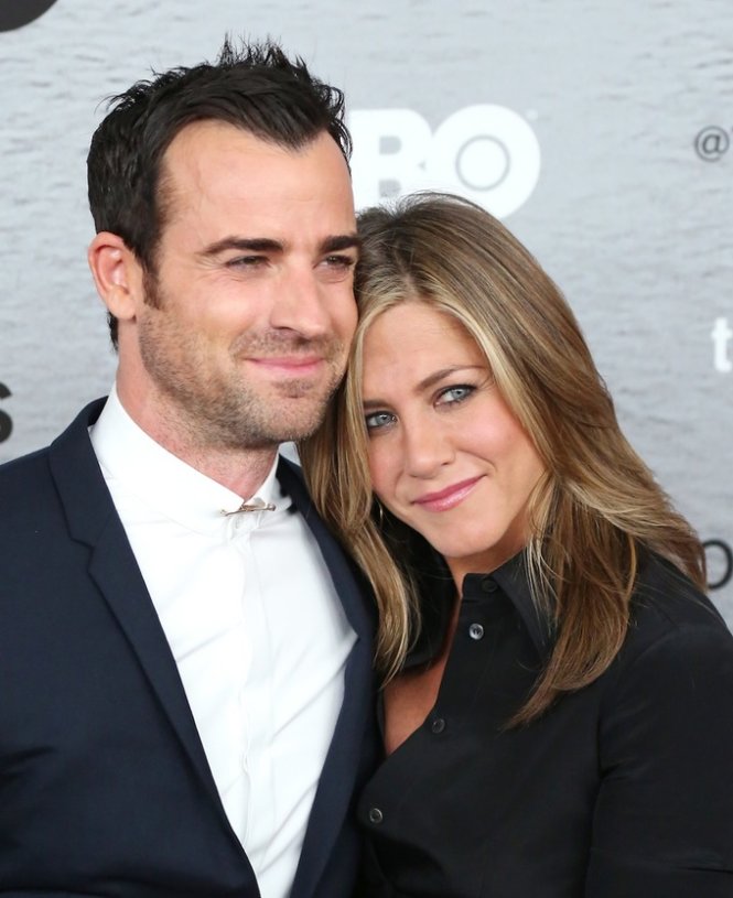 Jennifer Aniston cùng chồng là nam diễn viên Justin Theroux