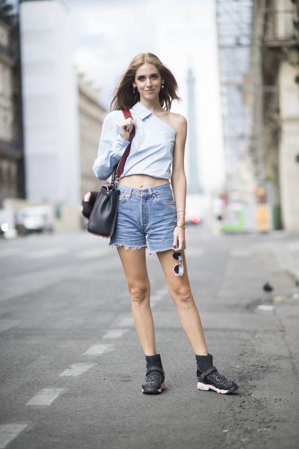 short jeans street style