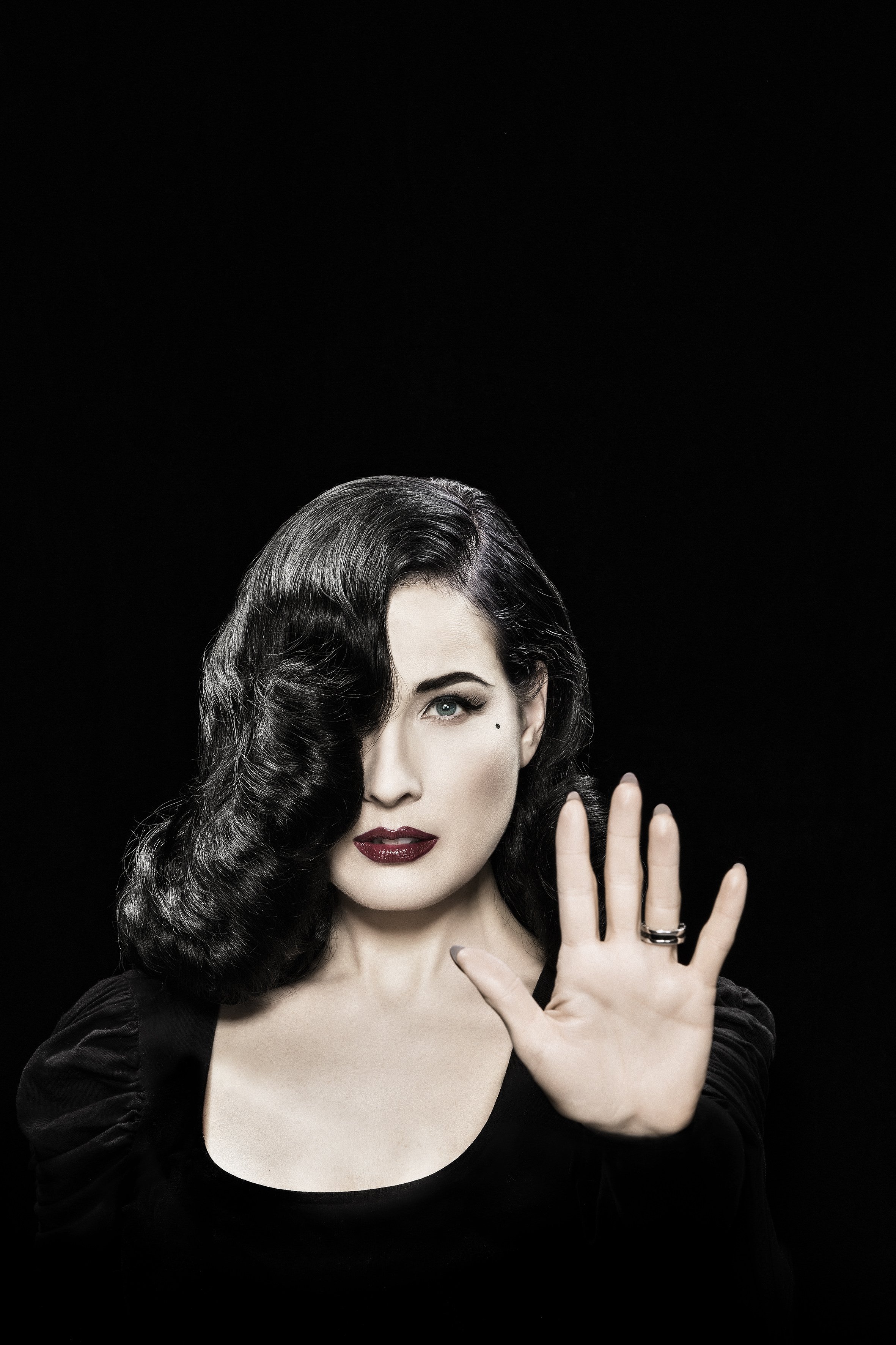 Người mẫu Dita Von Teese