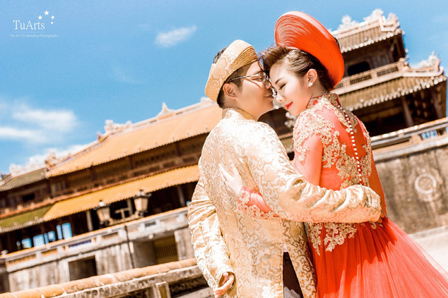 Bị chê lãng phí, cô dâu trong đám cưới khủng ở Nam Định lên tiếng - Ảnh 1.