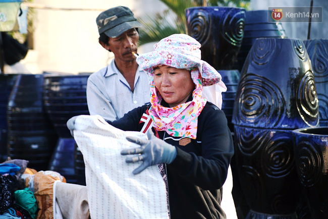 Sau những món đồ trị giá 2000đ, Sài Gòn lại có cửa hàng quần áo miễn phí cho người nghèo - Ảnh 7.