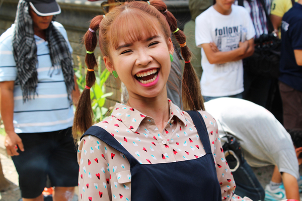 Bất ngờ với gu thời trang thảm họa của  osin  Khởi My