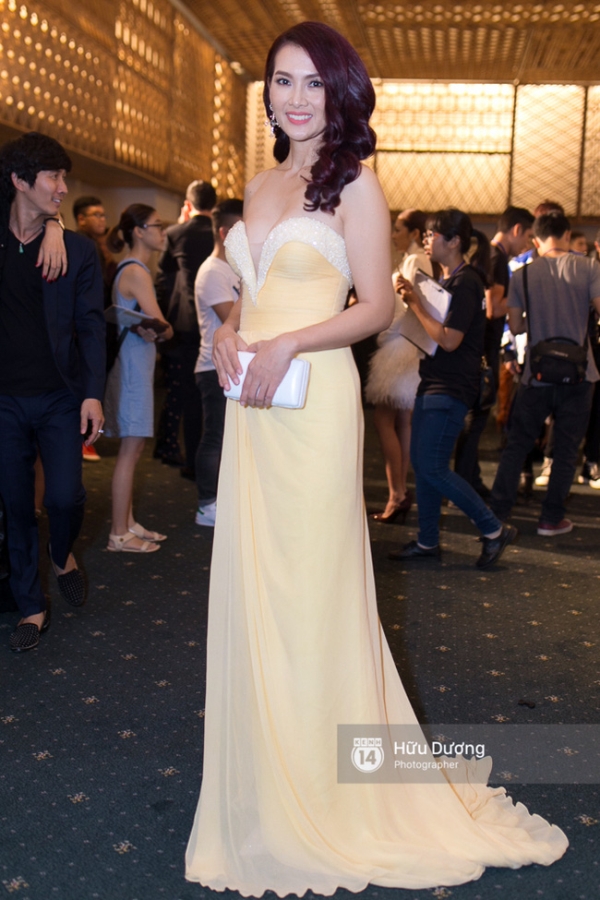 Elle Style Award: Ngọc Trinh mặc như đi diễn, Phạm Hương khác lạ với tóc mới - Ảnh 22.