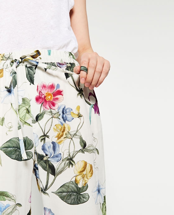 Image 6 of FLORAL PRINT TROUSERS from Zara