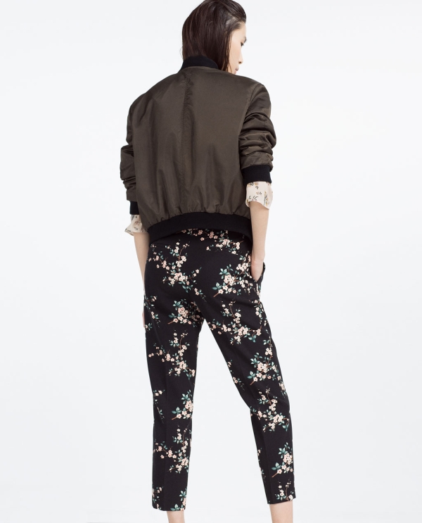 Image 4 of FLORAL PRINT TROUSERS from Zara