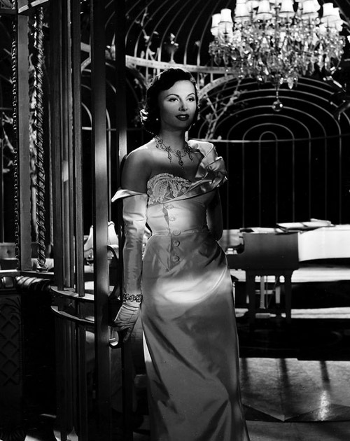 Những biểu tượng sắc đẹp một thời trong phim &#34;Casablanca&#34; - 11