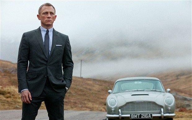 Trong bốn tập phim, Daniel Craig bỏ túi 55 triệu USD