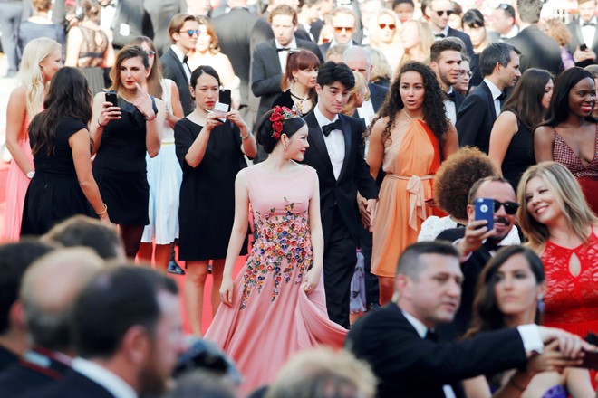 Ly Nha Ky hoa nu than tren tham do Cannes hinh anh 5