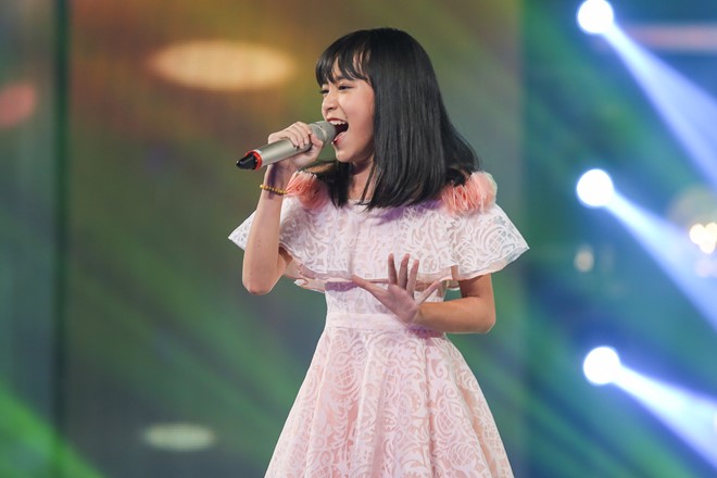 Co be xinh xan cua Vietnam Idol Kids khien Isaac 'rung dong' hinh anh 8