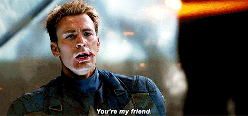 Disney lại được kêu gọi cho Captain America thành gay