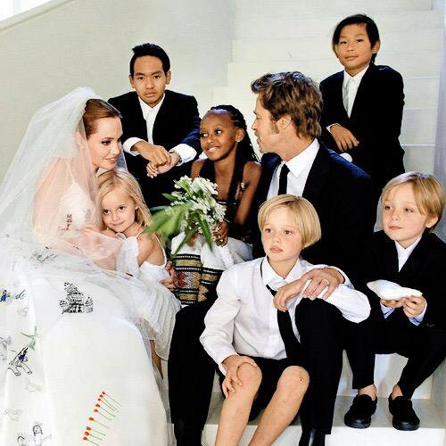  Các con chứng kiến hôn lễ năm 2014 của Brad Pitt và Angelina Jolie. 