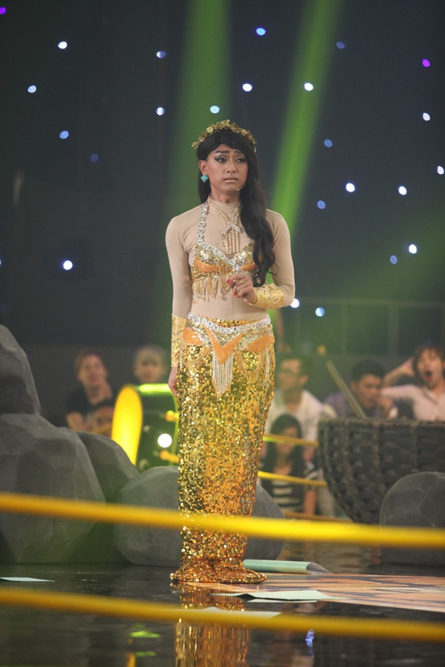 Đấu trường tiếu lâm: Trấn Thành bất lực với thí sinh hát dở ăn sâu vô máu - Ảnh 11. Đấu trường tiếu lâm: Trấn Thành bất lực với thí sinh hát dở ăn sâu vô máu - Ảnh 11.
